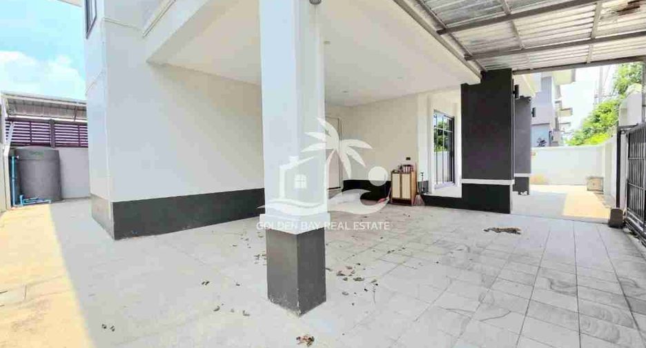 Haus zur Miete mit 3 Zimmer in Bang Lamung, Chonburi