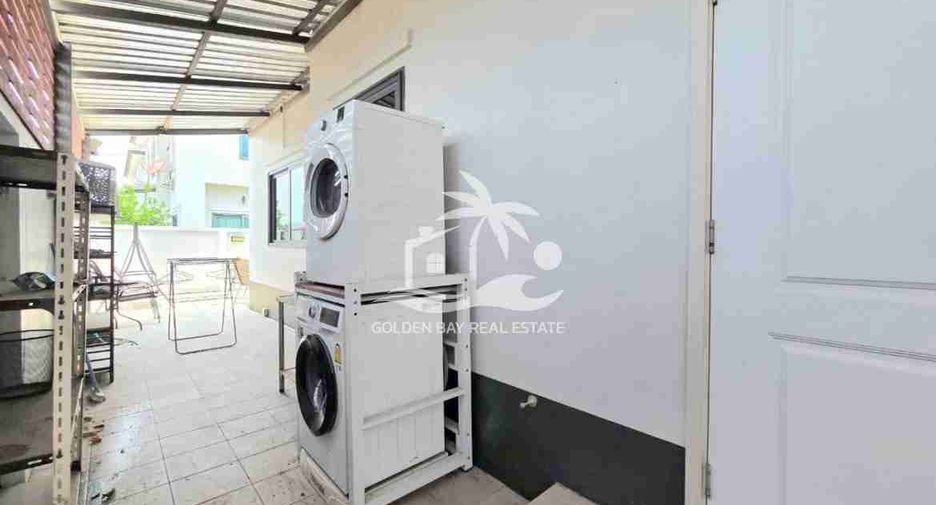 Haus zur Miete mit 3 Zimmer in Bang Lamung, Chonburi