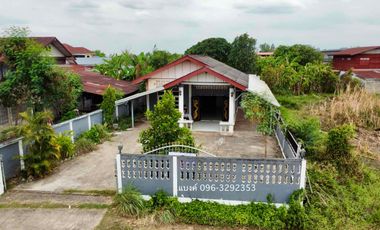 For sale 5 bedrooms house in Tha Bo, Nong Khai