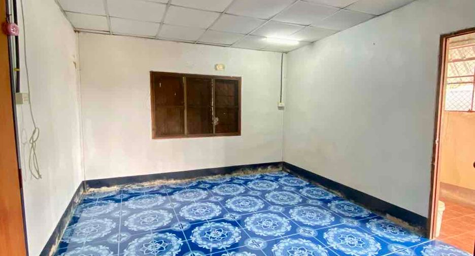 For sale 5 bedrooms house in Tha Bo, Nong Khai