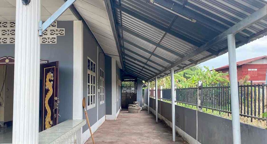 For sale 5 bedrooms house in Tha Bo, Nong Khai