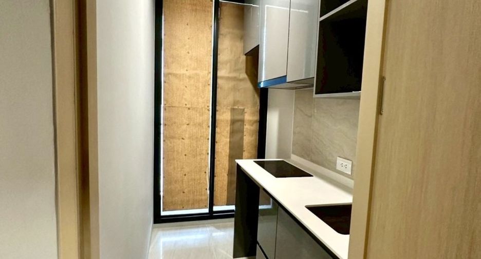 For sale 1 bed condo in Bang Na, Bangkok