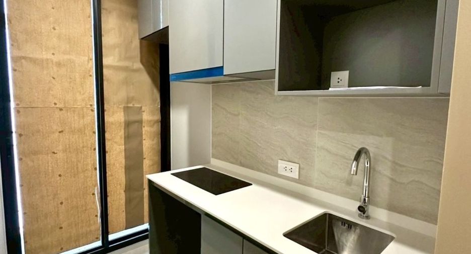 For sale 1 bed condo in Bang Na, Bangkok