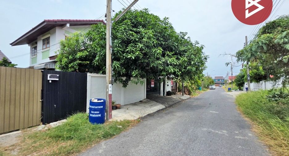 For sale 5 bedrooms house in Mueang Samut Prakan, Samut Prakan