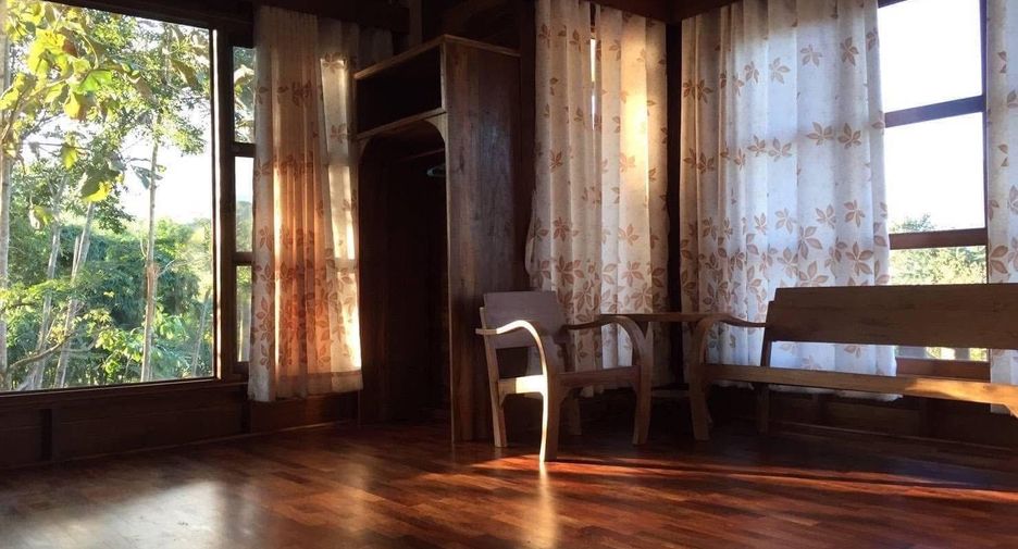 À vendre 5 chambres hôtel à Chiang Dao, Chiang Mai