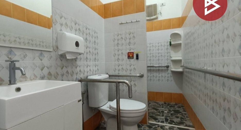 Haus zum Kauf mit 5 Zimmer in Mueang Samut Songkhram, Samut Songkhram