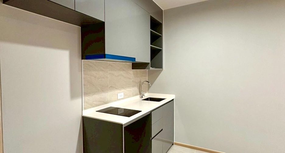 For sale 1 bed condo in Bang Na, Bangkok