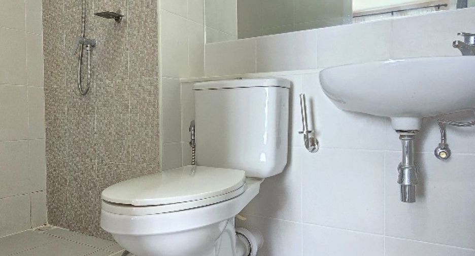 À vendre 1 chambre condo à Lat Phrao, Bangkok