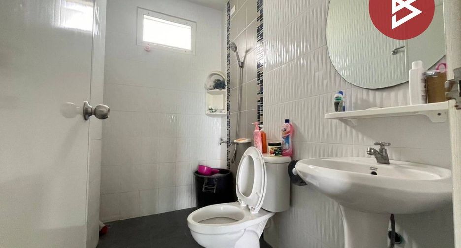 Casa en venta de 3 habitaciones en Phan Thong, Chonburi