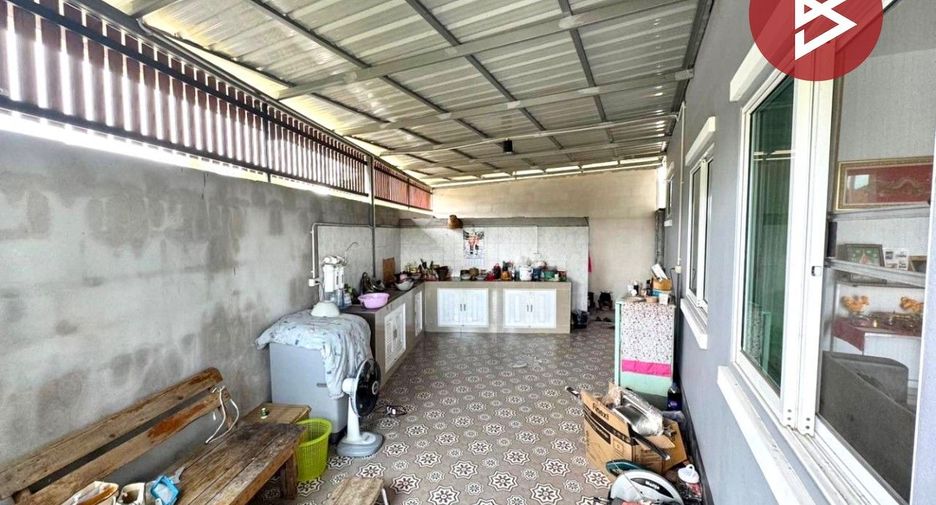 Casa en venta de 3 habitaciones en Phan Thong, Chonburi