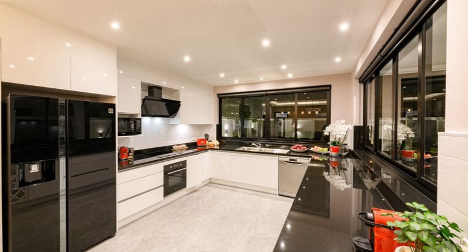 For rent 4 bedrooms villa in Hang Dong, Chiang Mai