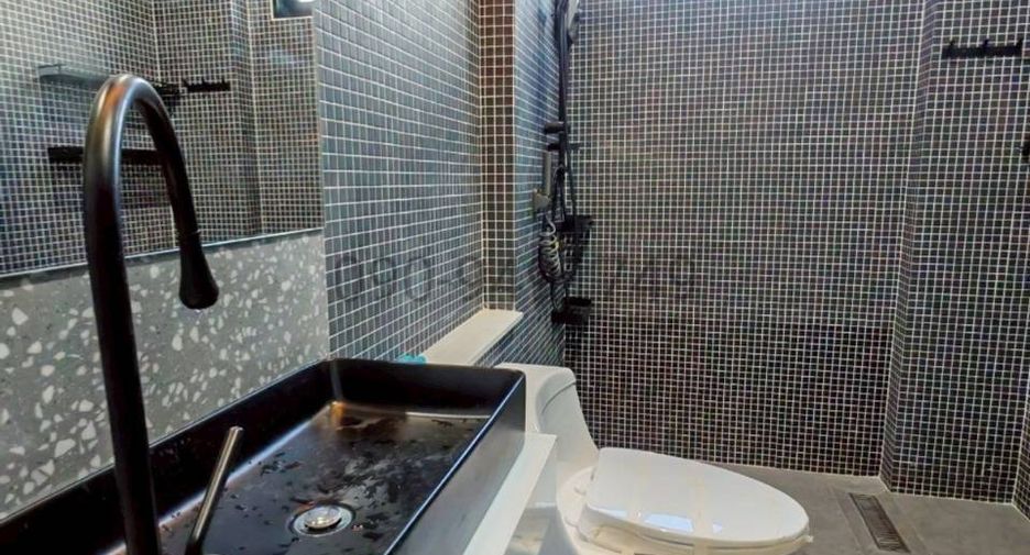 For rent 5 ベッドルーム house in Wang Thonglang, Bangkok