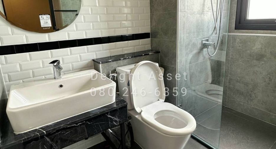 Condo en alquiler de 2 habitaciones en Bang Phlat, Bangkok