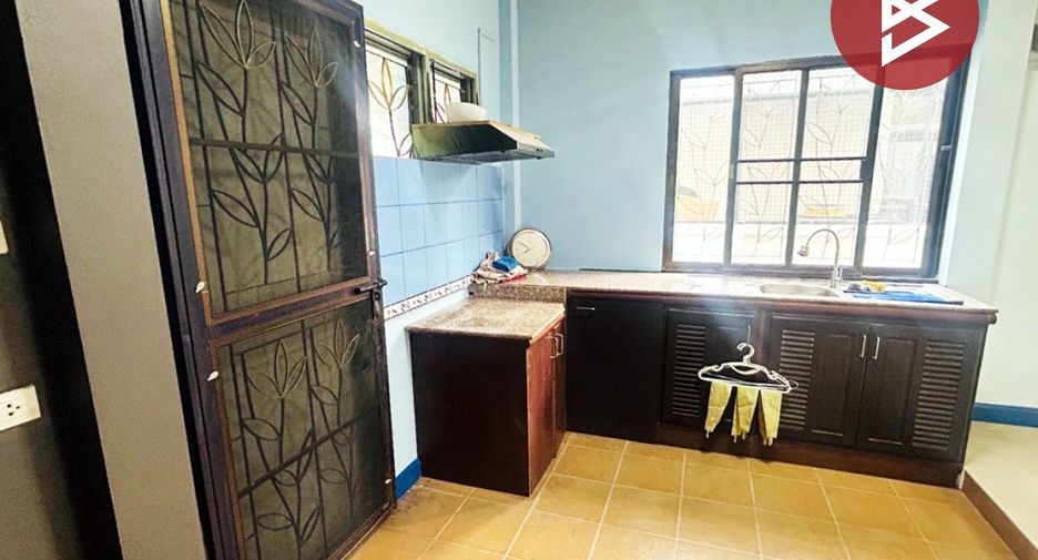 For sale 3 bedrooms townhouse in Mueang Chon Buri, Chonburi