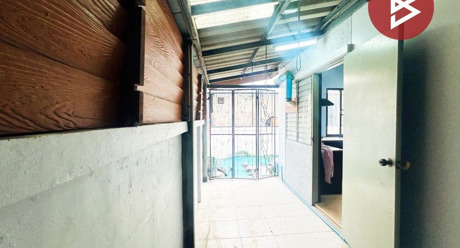 For sale 3 bedrooms townhouse in Mueang Chon Buri, Chonburi