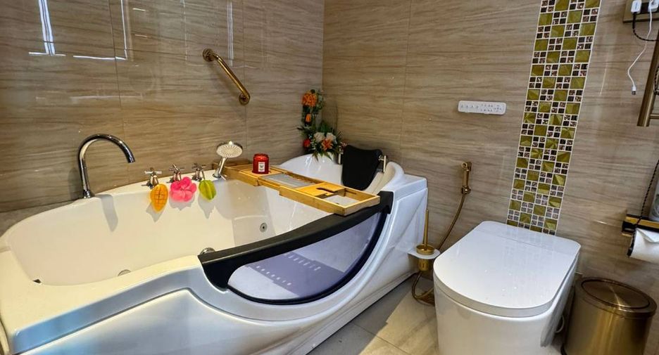 Wohnung zur Miete und zum Kauf mit 3 Zimmer in Bang Lamung, Chonburi