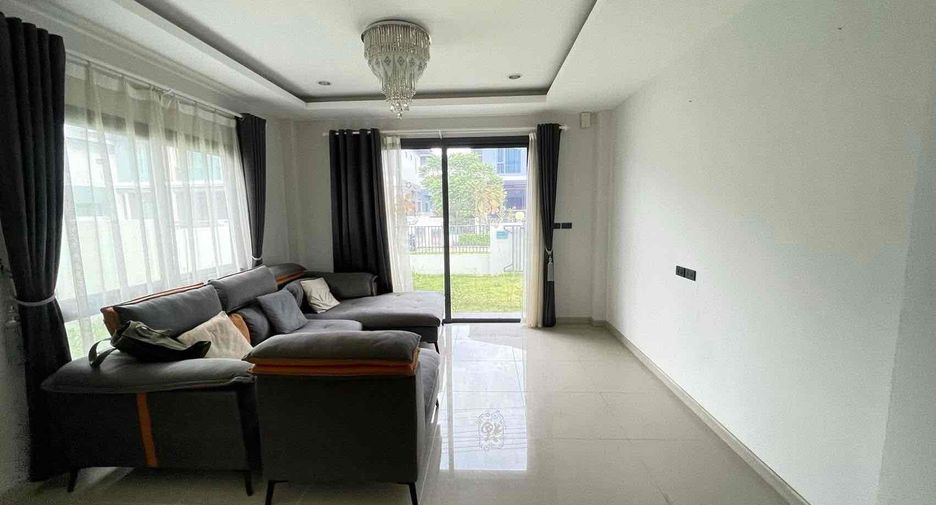 For rent 3 bedrooms house in Bang Lamung, Chonburi