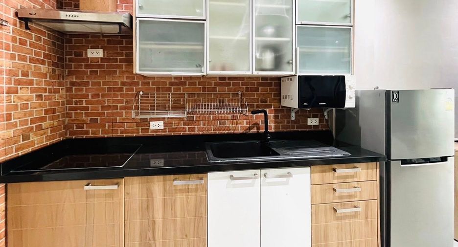 For rent studio condo in Jomtien, Pattaya