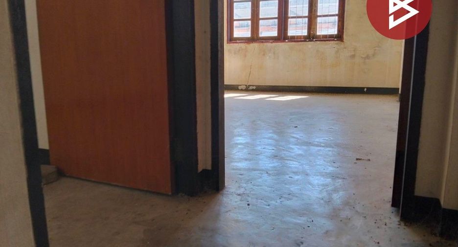 For sale 2 bedrooms townhouse in Ban Pho, Chachoengsao