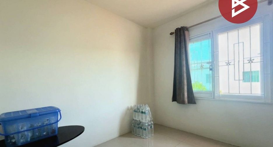 For sale 3 bedrooms townhouse in Bang Pakong, Chachoengsao
