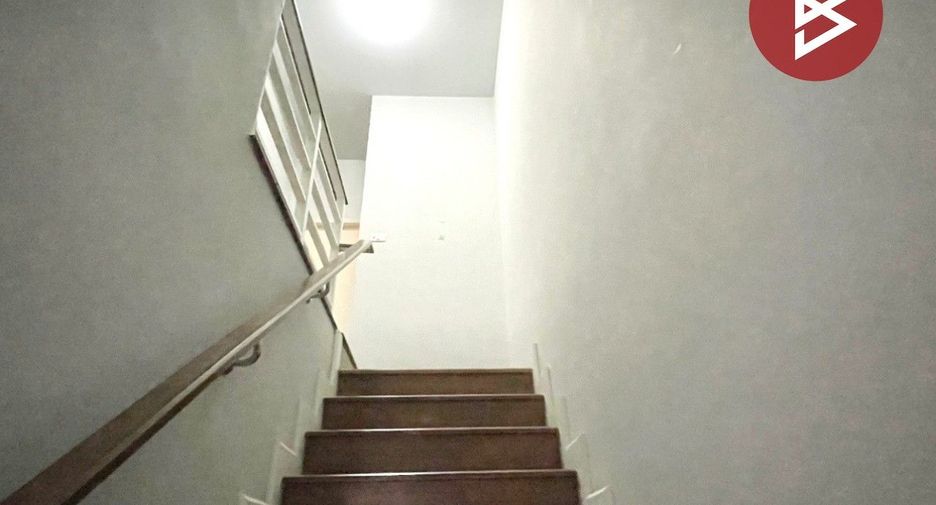 For sale 2 bedrooms townhouse in Bang Khae, Bangkok