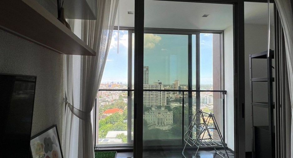 Condo en alquiler de 2 habitaciones en Khlong Toei, Bangkok