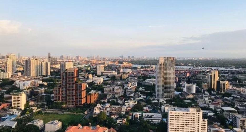 Condo en alquiler de 2 habitaciones en Khlong Toei, Bangkok