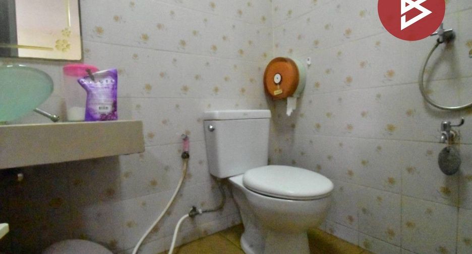 For sale 3 bedrooms townhouse in Phra Samut Chedi, Samut Prakan