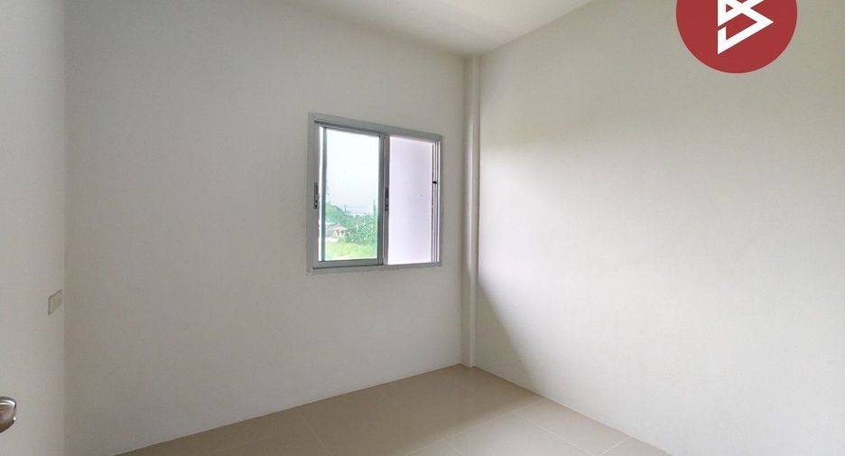 Reihenhaus zum Kauf mit 3 Zimmer in Sai Noi, Nonthaburi