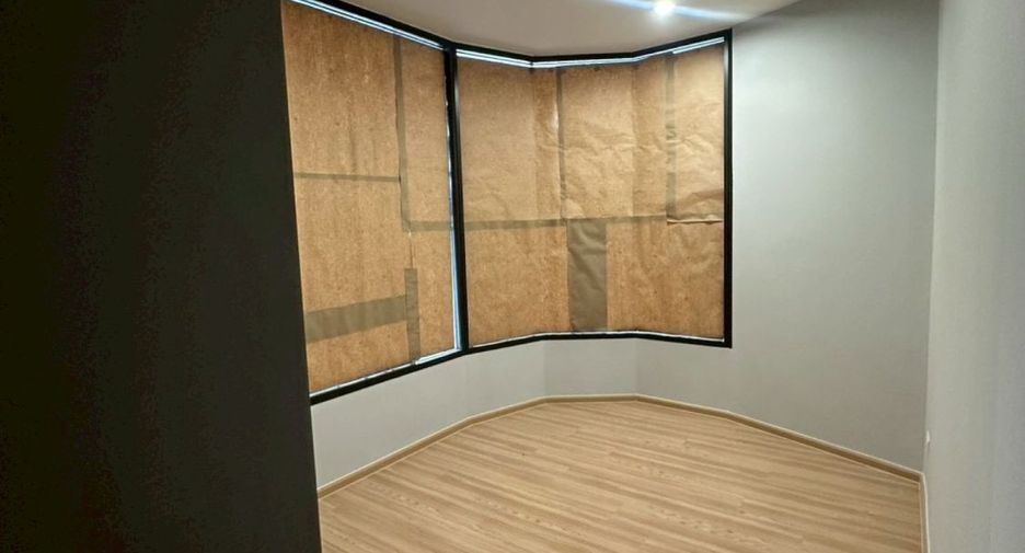 For sale 2 bedrooms condo in Bang Na, Bangkok