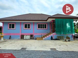 For sale 4 ベッドルーム house in Sam Phran, Nakhon Pathom
