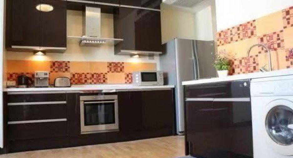 Condo en alquiler de 2 habitaciones en Sathon, Bangkok