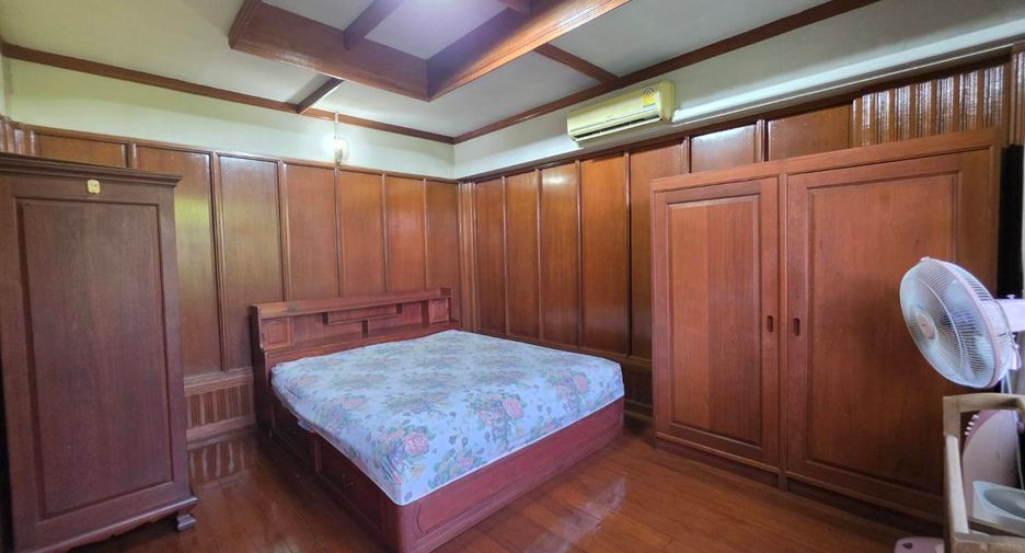 À louer 4 chambres maison à Mueang Chiang Mai, Chiang Mai