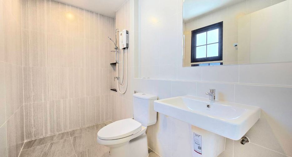 Haus zur Miete mit 4 Zimmer in Bang Phli, Samut Prakan