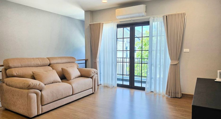 Haus zur Miete mit 4 Zimmer in Bang Phli, Samut Prakan