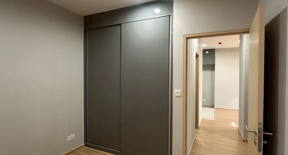 For sale 2 bedrooms condo in Bang Na, Bangkok