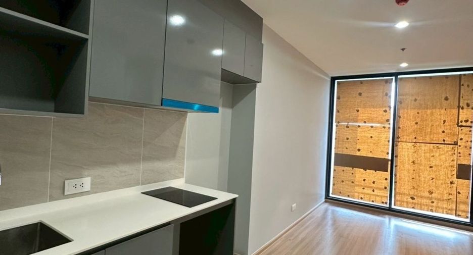 For sale 2 bedrooms condo in Bang Na, Bangkok