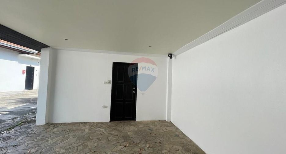 For sale 3 bedrooms villa in Ko Samui, Surat Thani