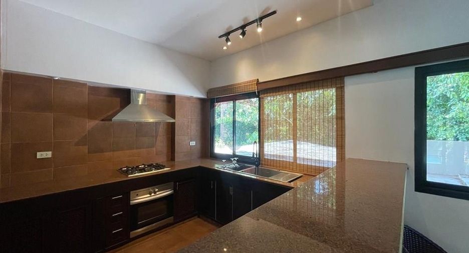 For sale 3 bedrooms villa in Ko Samui, Surat Thani