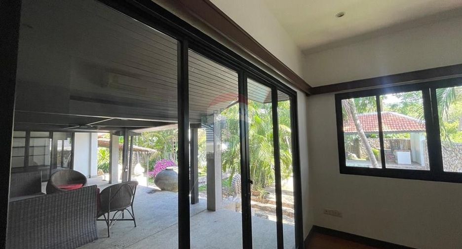 For sale 3 bedrooms villa in Ko Samui, Surat Thani