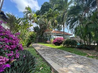 For sale 3 bedrooms villa in Ko Samui, Surat Thani