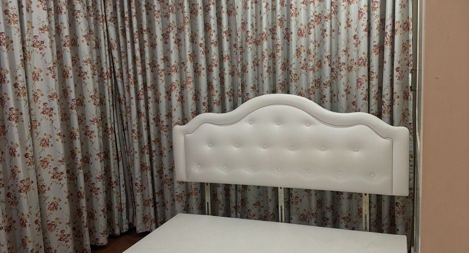 Haus zur Miete mit 6 Zimmer in Min Buri, Bangkok