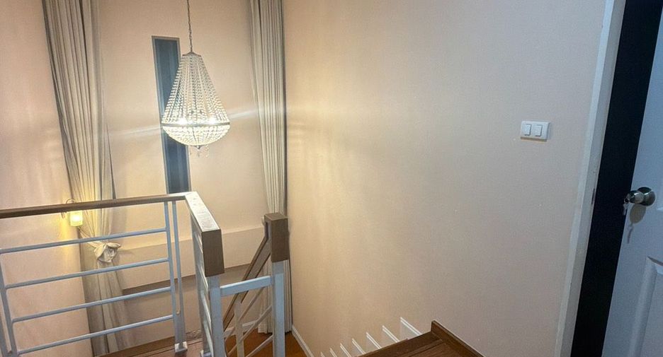 Haus zur Miete mit 6 Zimmer in Min Buri, Bangkok