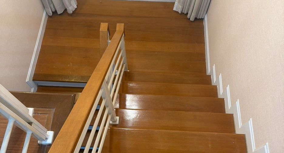 Haus zur Miete mit 6 Zimmer in Min Buri, Bangkok