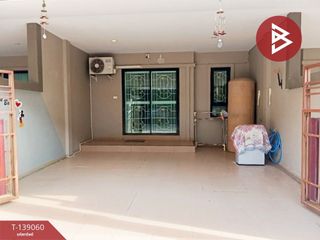 For sale 3 bedrooms townhouse in Mueang Chon Buri, Chonburi