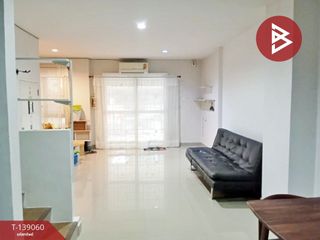 For sale 3 bedrooms townhouse in Mueang Chon Buri, Chonburi