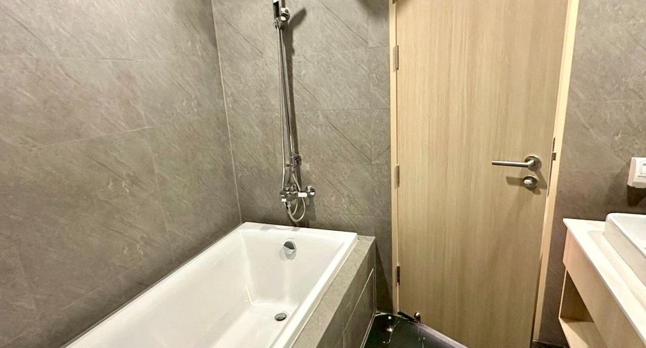 Продажа 2 спальни кондо в Банг На, Бангкок