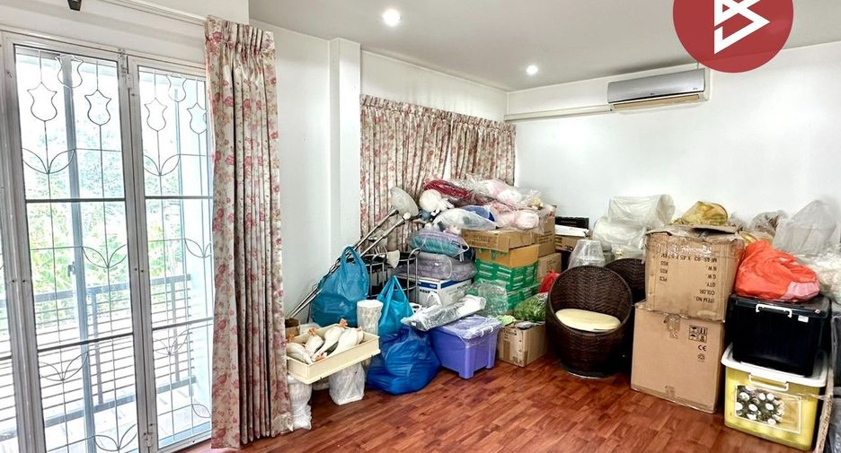 For sale 4 bedrooms townhouse in Bang Phli, Samut Prakan