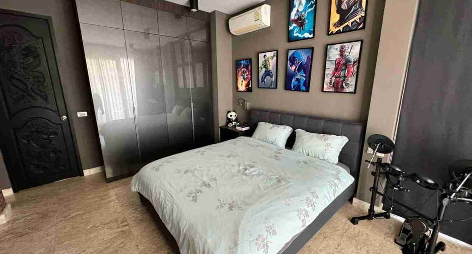 For sale 4 ベッドルーム villa in Sattahip, Chonburi