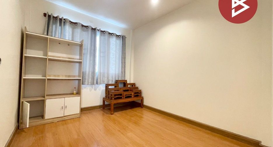 For sale 3 bedrooms house in Thung Khru, Bangkok